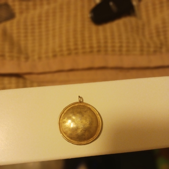 Jewelry - Gold plated pendant